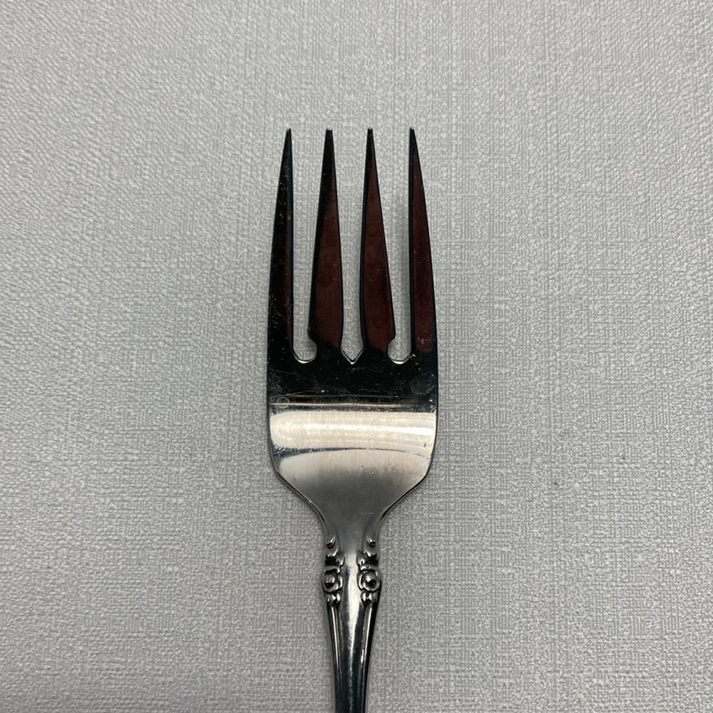 Oneida Community BRAHMS Stainless Glossy‎ Rose Flatware Salad Fork
